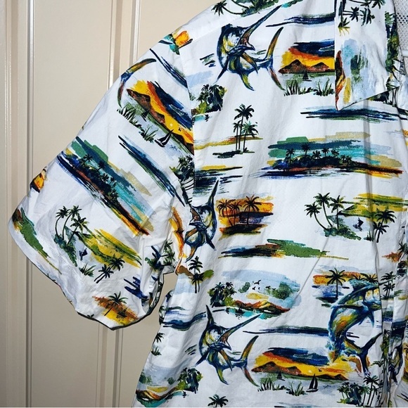 Columbia Men's Trollers Best Fish Print Mesh Back Button Down Shirt Size Large - Picture 6 of 12